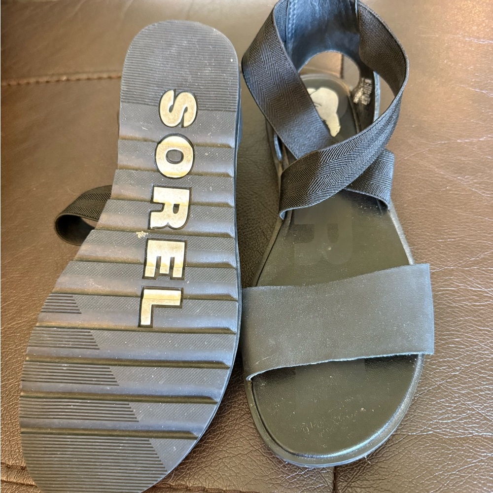 Sorel Women's Black Strappy Sandals